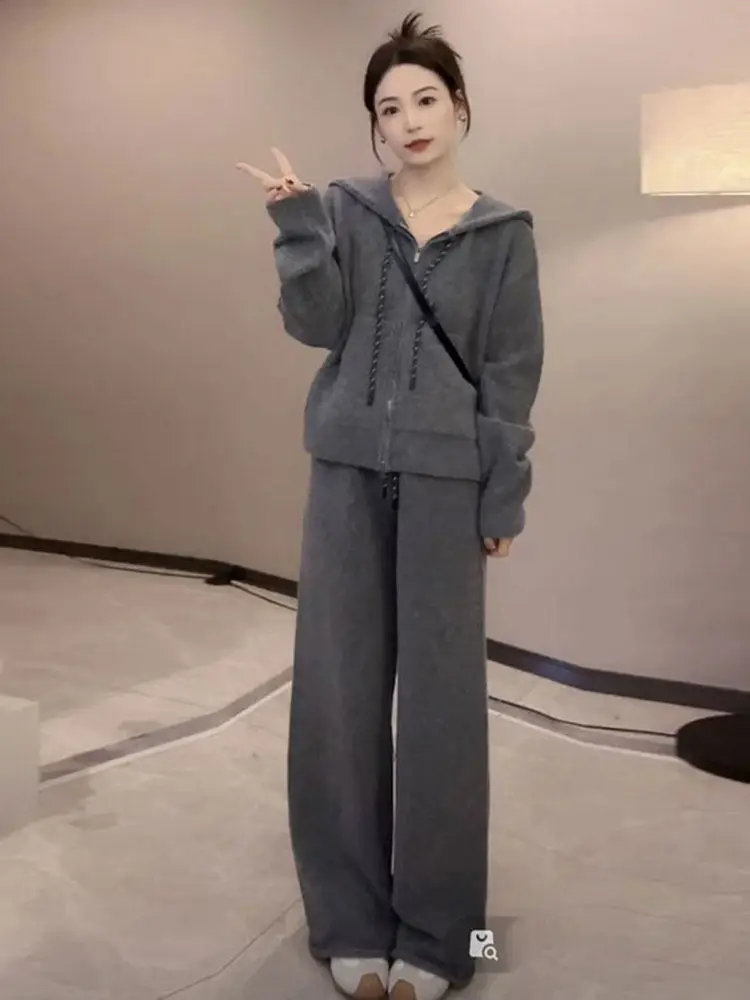 

Женский повседневный вязаный комплект: шапка и брюки с широкими штанинами на молнии, весна 2026, новинка, ленивый стиль, двухсекционный костюм с длинными рукавами и высокой талией