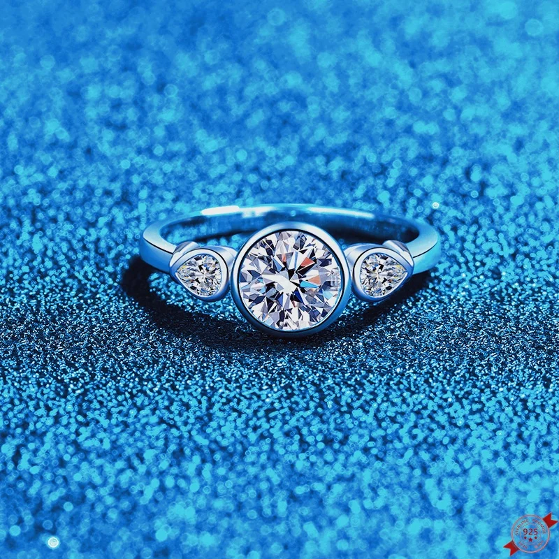 

1,6 карата муассанит S925 серебряные кольца для женщин и мужчин с платиновым покрытием круглый грушевидный пузырь свадебный бриллиантовый ремешок ювелирные изделия оптом