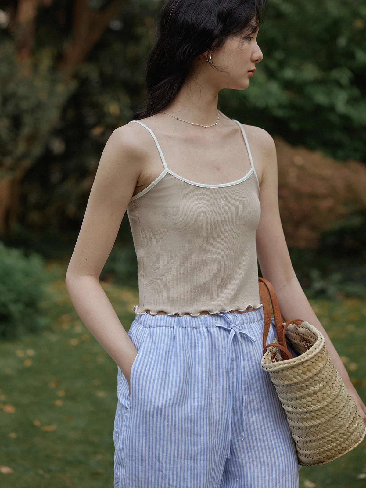 Nice People Embroidered N Letter Contrast Color Lace Trim Halter Vest Women's Casual Fashion Summer Outerwear Polyester Blend