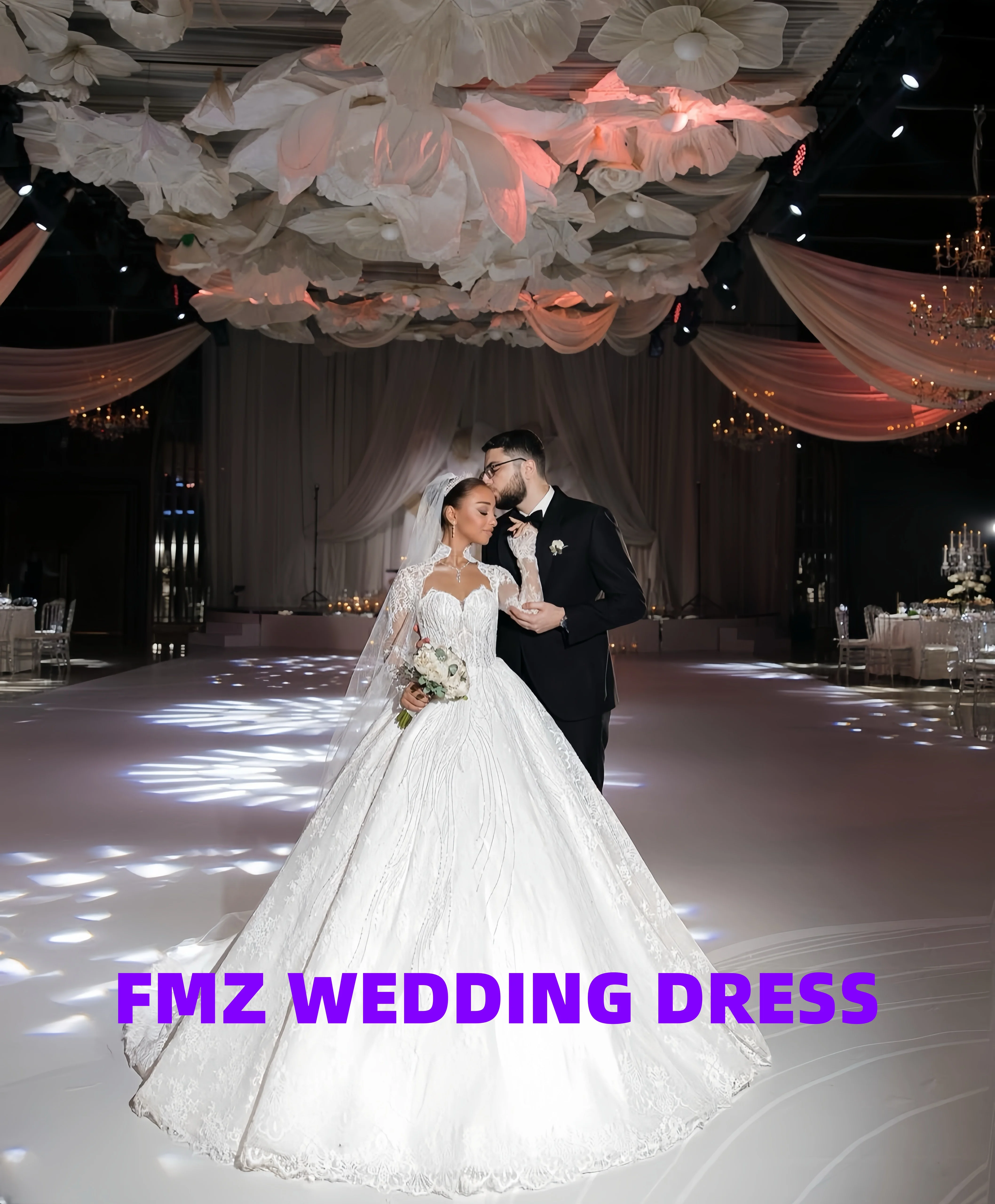 

Customized Sweet collar long-sleeved Ball Gown beaded luxury wedding dress vestidos de novia robe de mariee