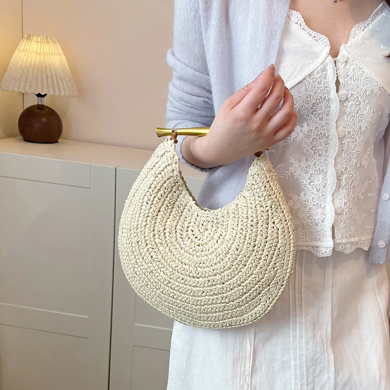 Summer Small Straw Handbag Trendy Shoulder Bag Round Crossbody Bag Casual Boho Beach Bag Animal Crocodile Handle Tote Clutch Bag view 3