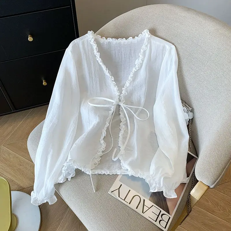 2026 Summer New French Retro Style Fungus Edge Lace-up Shirt for Women