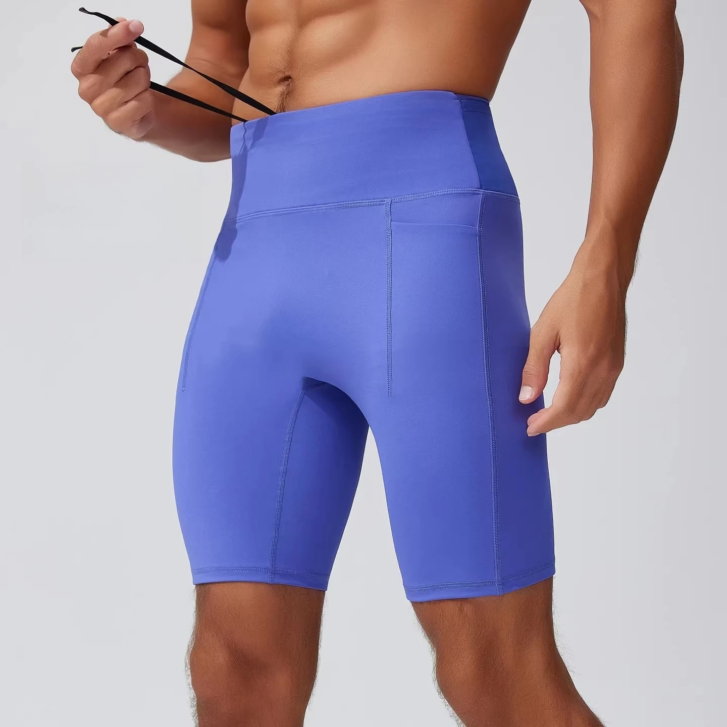 Herren-Kompressions-Laufshorts mit Aufbewahrungstaschen am Rücken, Hochgeschnittene Atmungsaktive Sportshorts für Workouts – Detail 4