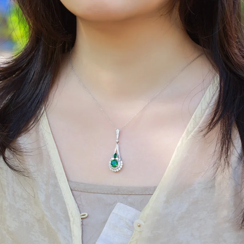 

Emerald Pendant Necklace for Women S925 Silver Cultivated Teardrop Calabar Light Luxury Elegant Retro Choker Jewelry Gift