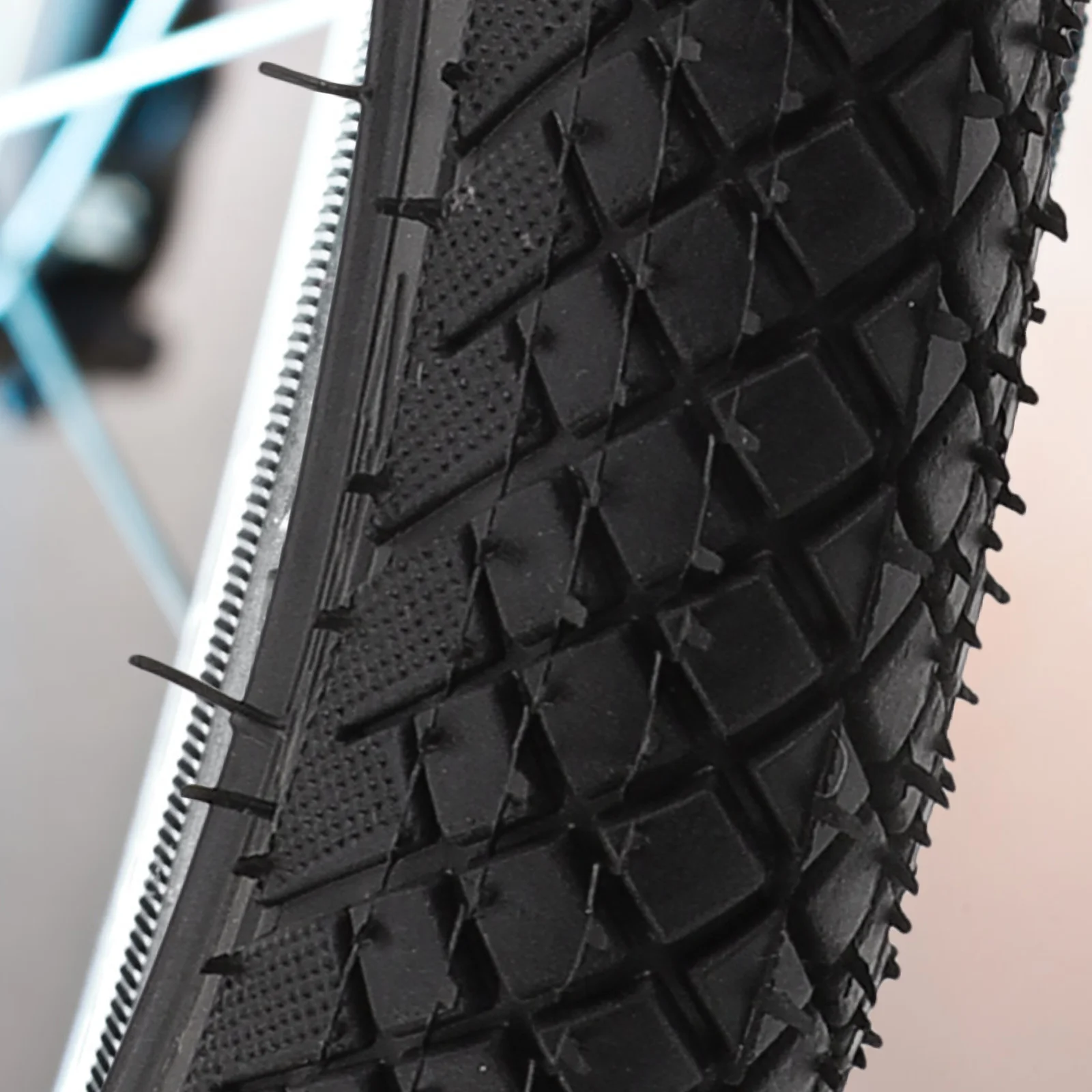 

Bicycle Tire 20 Inch Anti-Slip Rubber Road Bike Tire Replacement Heavy Duty Shockproof Bike Wheel Parts