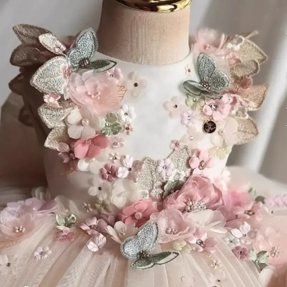 فساتين عيد ميلاد بيضاء للفتيات مُزينة بنقشة الزهور ملابس أطفال مخصصة فساتين فتاة الزهور البيضاء لحفلات الزفاف فستان المناولة الأولى للأطفال الصغار #6