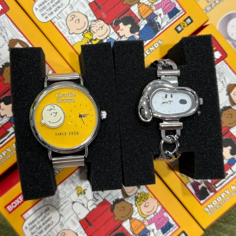 นาฬิกาสโนปี้และผองเพื่อน ของสะสมแบบสุ่ม - กล่องปริศนา นาฬิกาการ์ตูนน่ารัก ชุดของขวัญสำหรับเด็ก/ผู้ใหญ่ ของเล่นสำหรับทุกเพศ