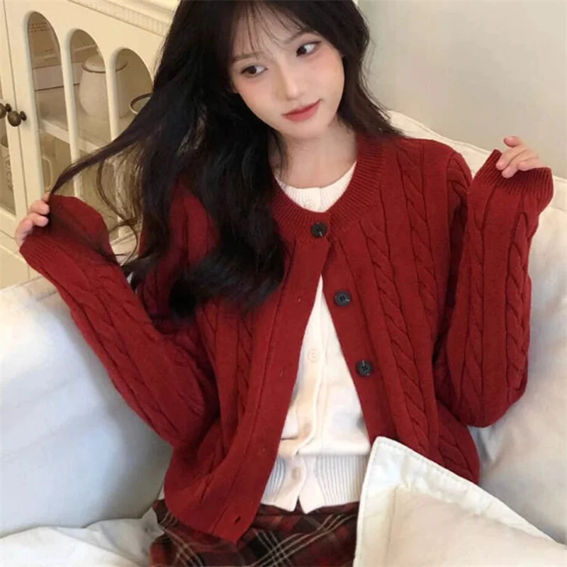 سترة دونغقوان داليانغ النسائية المحبوكة باللون الأحمر الكسول Aalyptic Sle سترة مفتوحة معطف خريف وشتاء وصل حديثًا Faion Ladi...