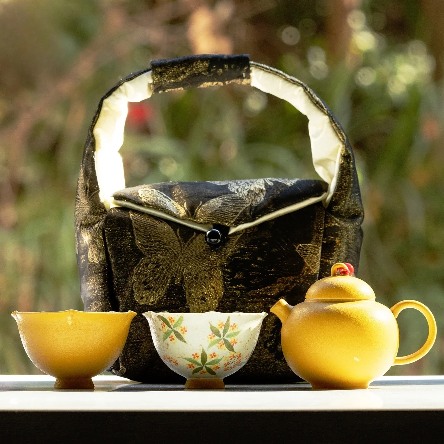 Hand-painted Wisteria Outdoor Camping Travel TeaSet Portable Bag Storage 1 Pot 2 Cups TeaSet Business Trip Travel Bag Decoration