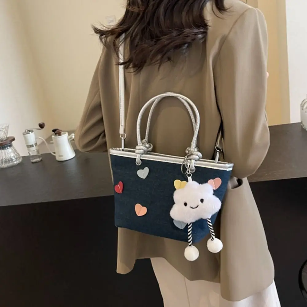 

Portable Korean Style Nylon Shoulder Bag with Pendant Crossboby Bag Summer Bucket Bag Heart Decorate Luxury Handbag Girls