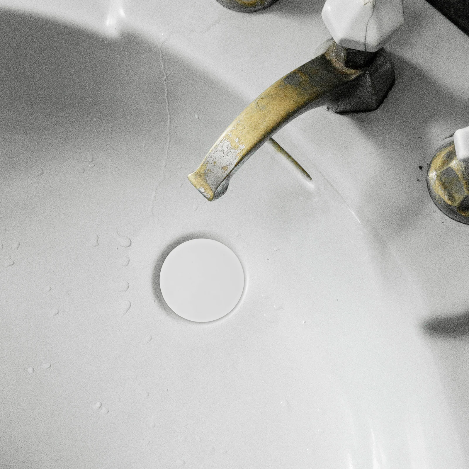 

2Pcs Kitchen Sink Hole Covers Durable Faucet Soap Dispenser Cap Easy Install Bathroom Home Decor Sink Plug Stopper Kitchen