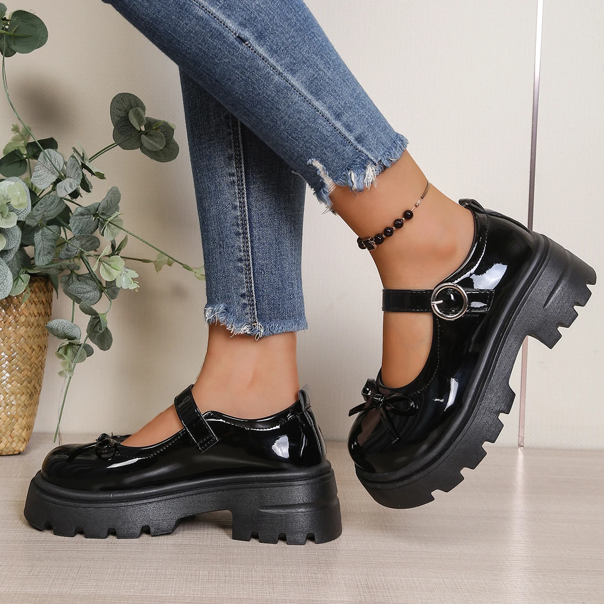 Chic  Mary‑Jane Platform Shoes,Tiny Bow Decor with Buckle Strap,Chunky Thick‑Sole Casual Footwear for Daily Street‑Style Outfits