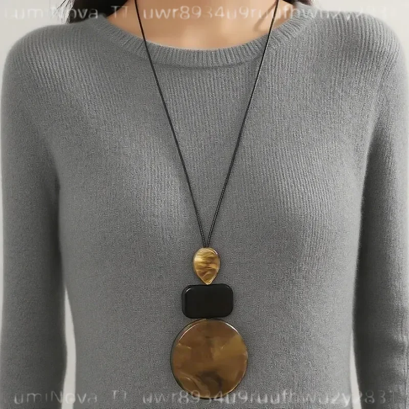 Bohemian Style Women's Pendant Necklace Resin Geometric Irregular Pendant Elegant Fashionable Daily Party Accessory