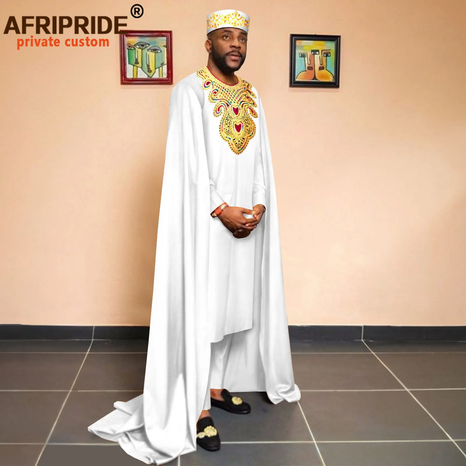 African Clothes for Men Embroidery Agbada Robe Pants Tribal Hat 3 Piece Set Wedding Evening Outfits Traditional Attire 2416030