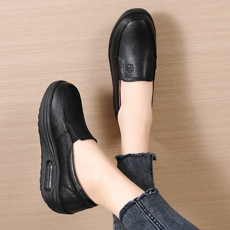 Spring air cushion nurse shoes white platform platform shake shoes leather women\'s shoes work shoes travel single shoe Wedges