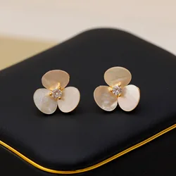 2024 American Exquistie 925 Silver Needle Mother Shell Flower Design W/Big Pearl 18KGold Filled  Jewelry For Women  2024 Hotsale