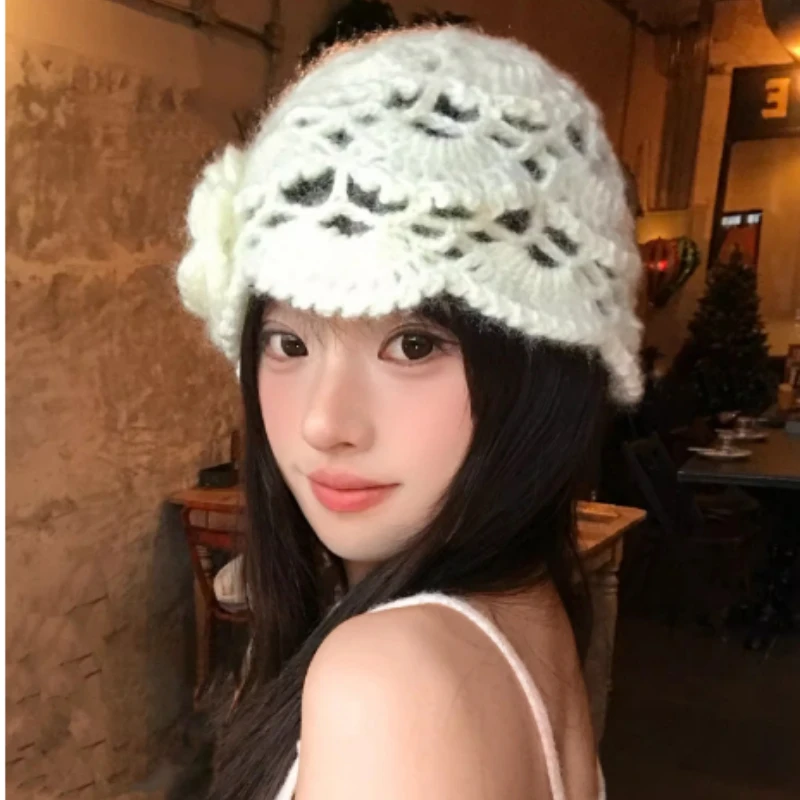 Korean Version Ins Hand-woven Three-dimensional Flower Knitted Hat Spring and Summer Niche Fashion Hollow Breathable Beanie Cap