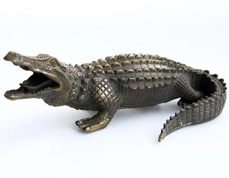 

Crocodile bronze handicrafts