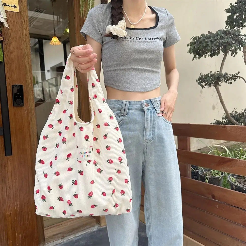 

Large Capacity Strawberry Printing Shoulder Bag Sweet Versatile Korean Style Handbag Fruit Leisure Corduroy Tote Bag Travel