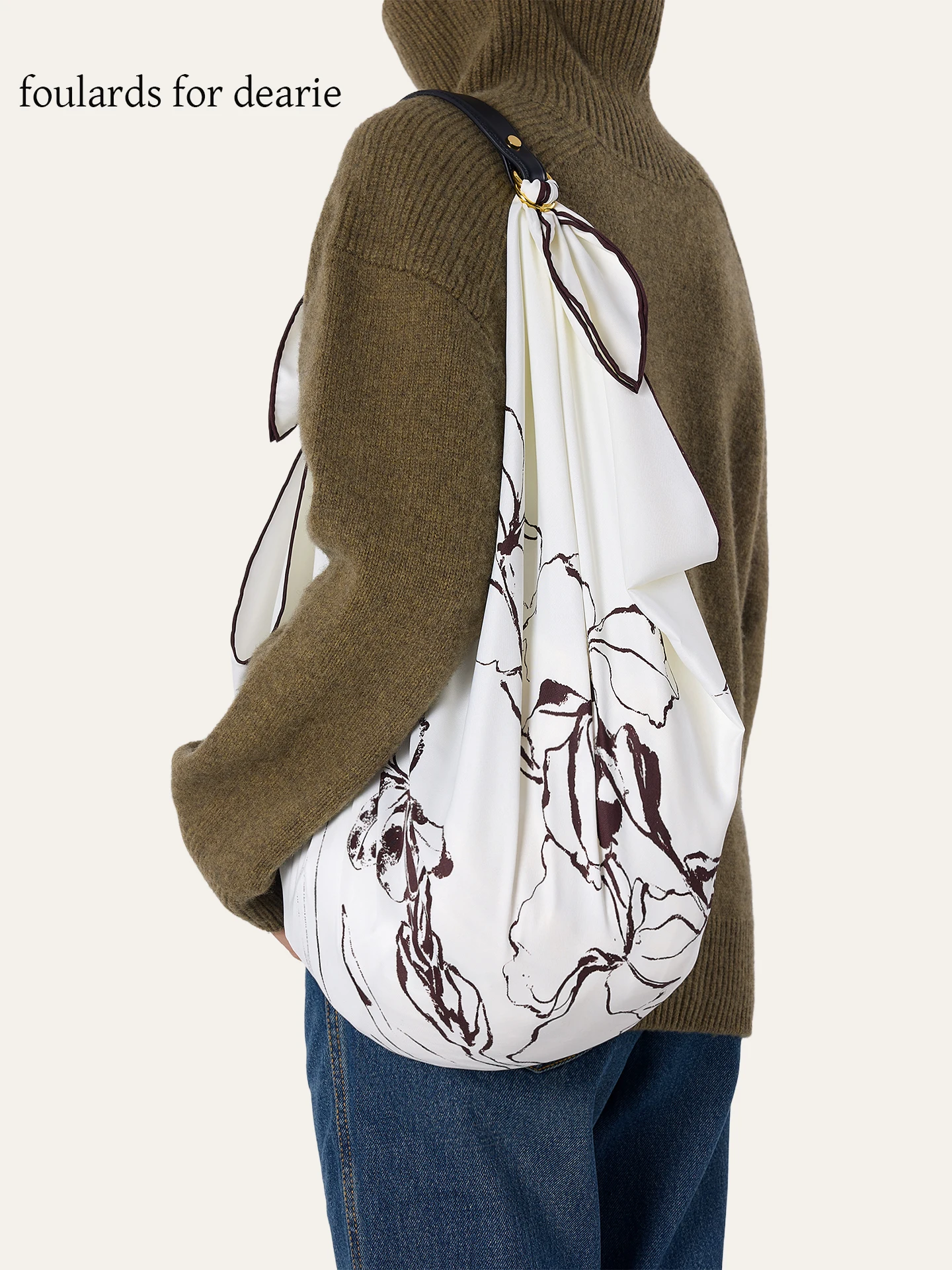 borsa-originale-in-pelle-con-tracolla-e-foulard-in-seta-design-stampato-alta-qualita-staccabile-doppio-uso