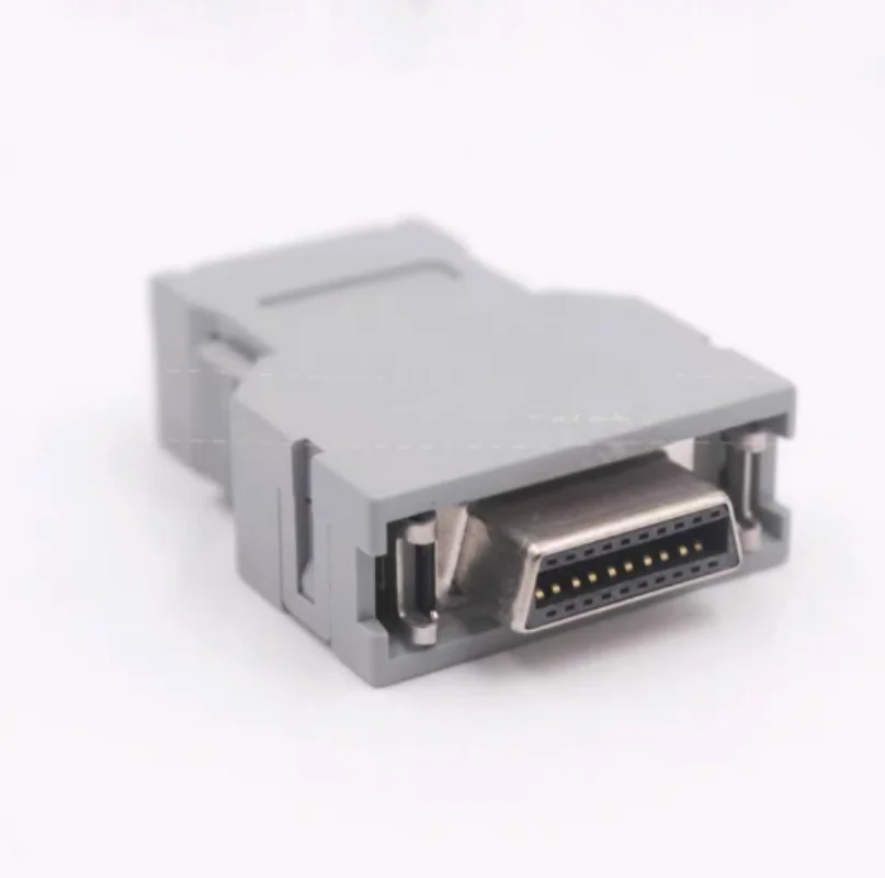 

10pcs 20 core PCR-E20FS+PCR-V20LA servo encoder plug