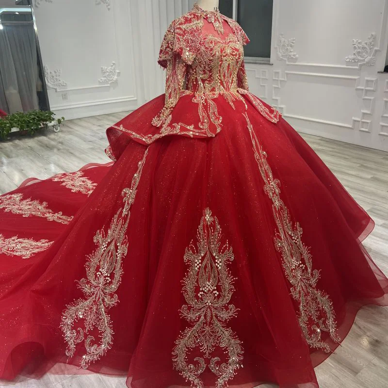 Chinese red long-sleeved trailing wedding dress