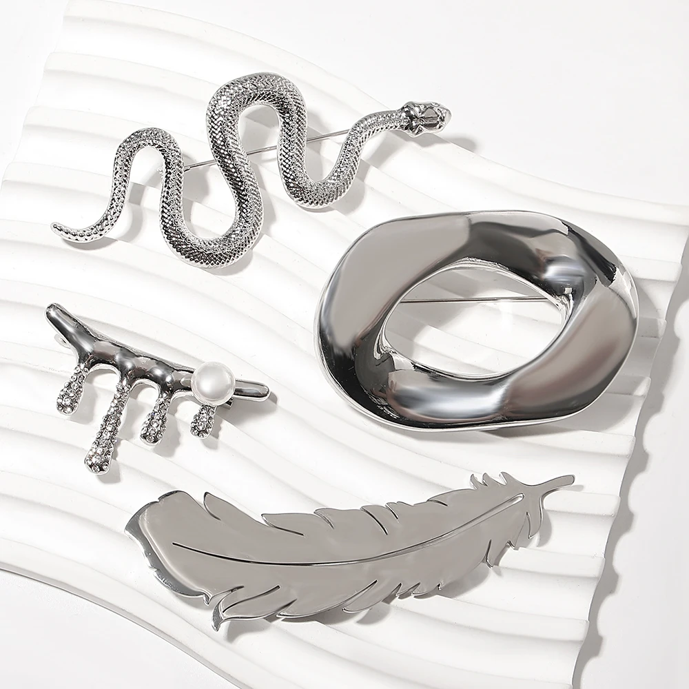 ALLYES Vintage Pearl Metal Brooches for Women Men Irregular Feather Snake Hollow Geometric Brooch Pins Accessories Gifts