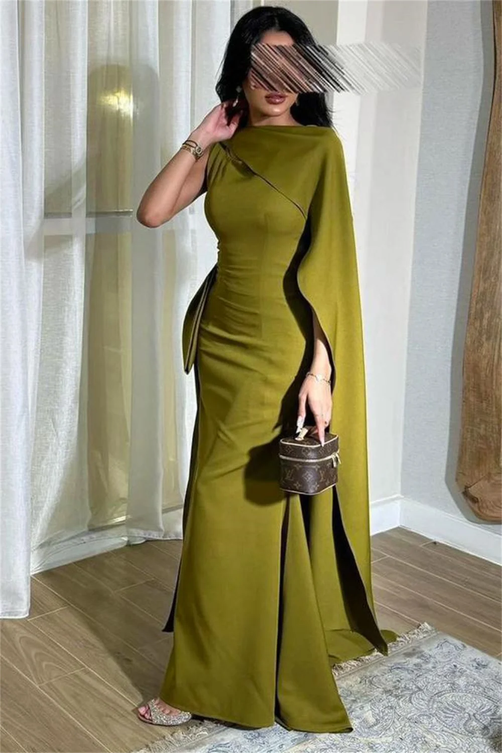 Elegant Soft Olive Green Long Satin Evening Gown with Skirt Elastic Pleated Prom Dresses Modern Style Long Graduation For Women