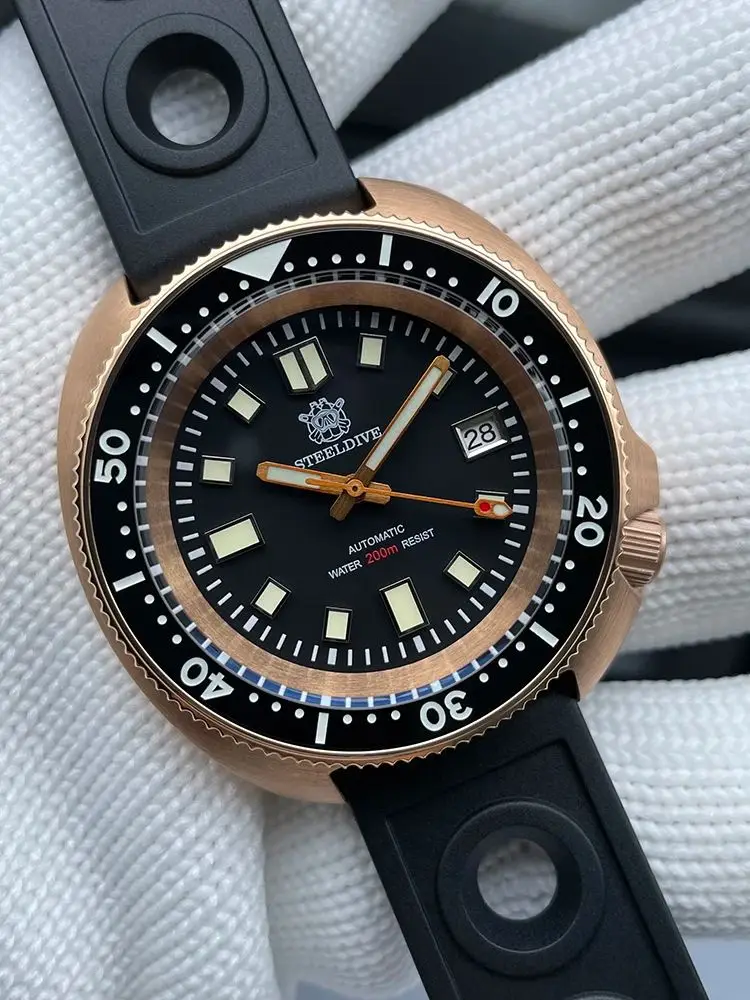 STEELDIVE Herren-Taucheruhr aus Bronze, 200 m wasserdicht, Keramik-Bronze-Lünette, Automatikwerk, Armbanduhr