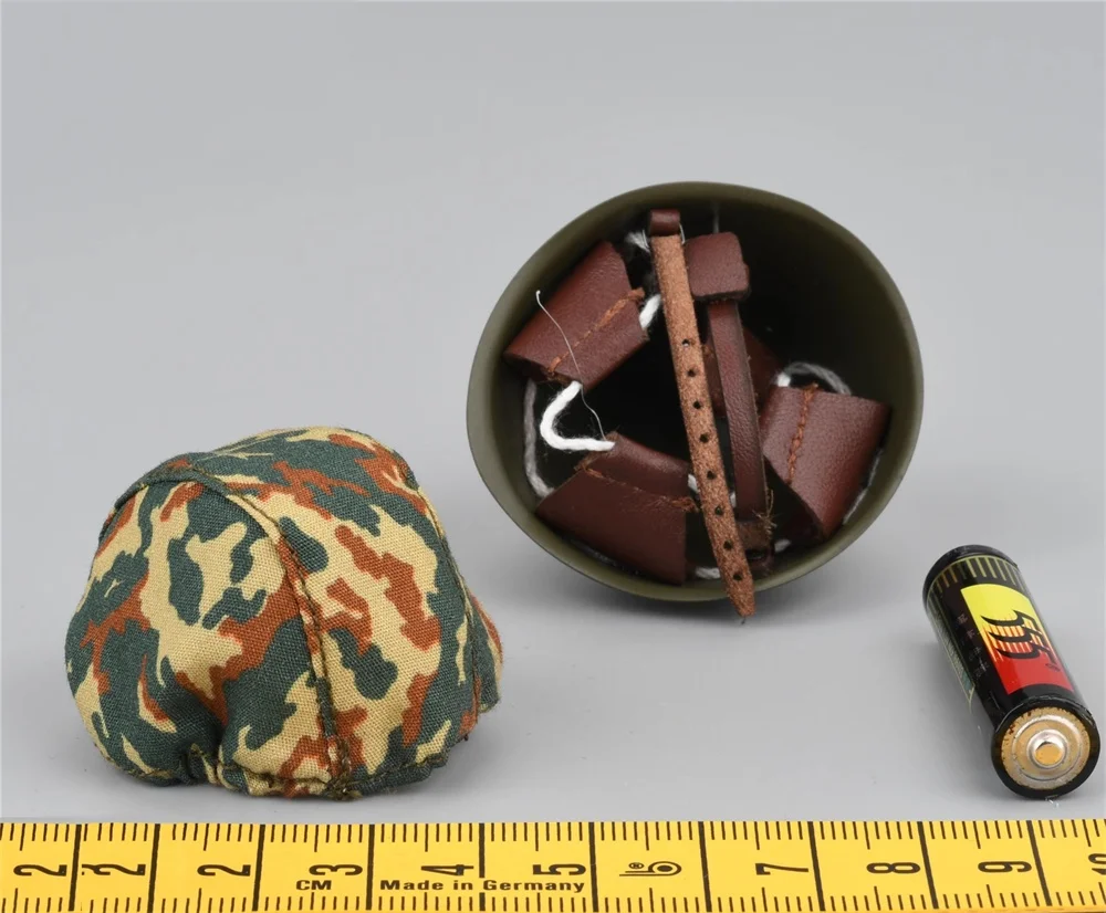 UJINDOU Skala 1/6 Figurka Żołnierza Rosyjskiego z Metalowym Hełmem z Wewnętrzną Siatką, Czapka Beret, Kamizelka Kuloodporna, Zabawki dla Figur 12-calowych