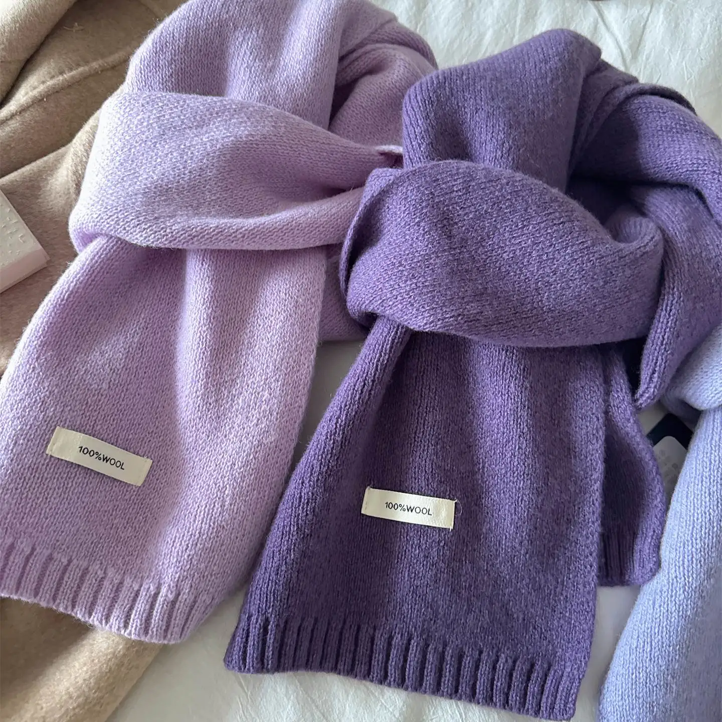 Cachecol Pequeno em Roxo Claro para Mulheres, Tricotado, Versátil, Quente, Multi-Funcional, em Forma Triangular