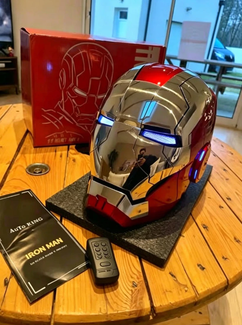 

1:1 Electronic Iron Man Mk5 Helmet Automatic Voice Control Avengers Cosplay Helmet with LED Light Iron man Mk5 Closeable Helm