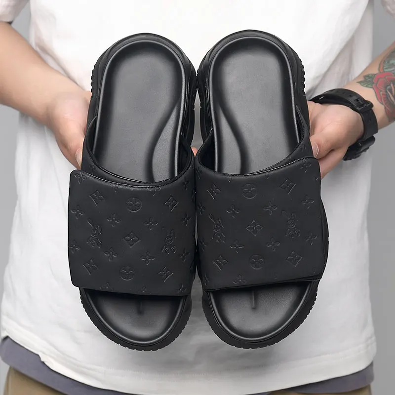 

Black Flip-Flops Men's Shoes Summer Sports and Leisure Sandals Thick-Soled Versatile Bread Slippers Non-Slip Wear-Resistant Wading Beach Shoes Youth Sandals Men's Slippers