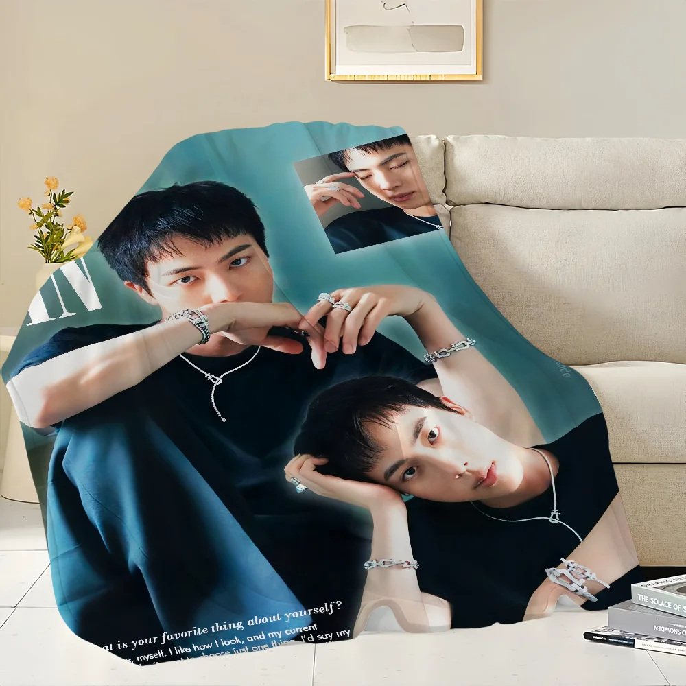 بطانية الفانيلا الدافئة الراحة المعبود J-Jin SINGER بطانية قطيفة ناعمة للأريكة غرفة المعيشة kpop مكتب غرفة نوم هدية السفر #4