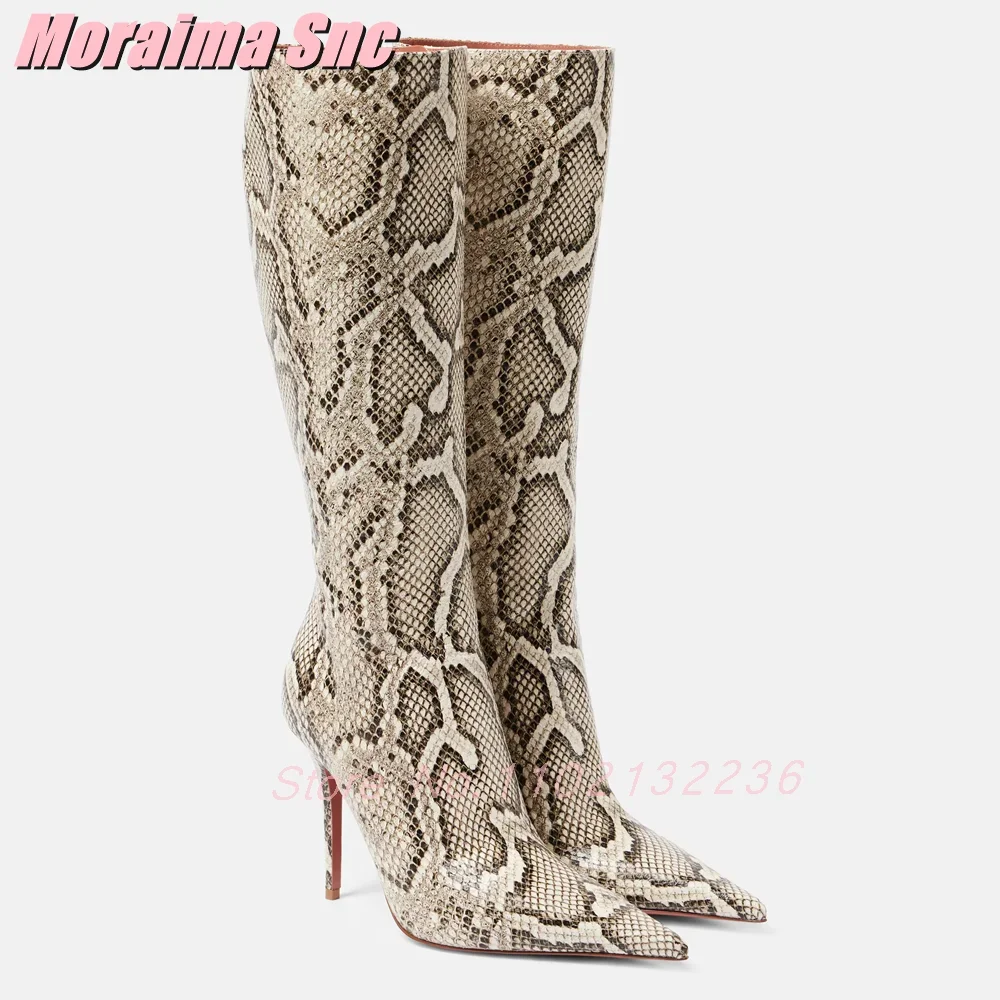 

Сексуальные высокие сапоги с узором питона, модные женские сапоги до колена без шнуровки на высоком каблуке-шпильке с острым носком, весна-осень 2023 г.