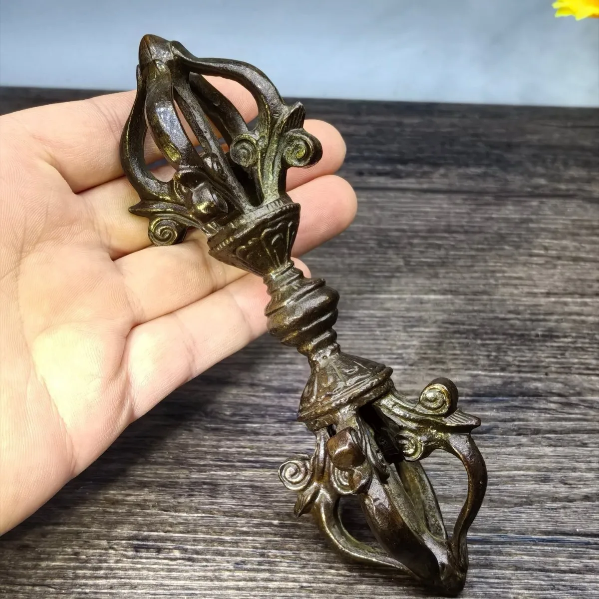 

Ancient four-stranded vajra pestle hand handle piece Tantra ornament home decoration handicraft four-stranded pestle