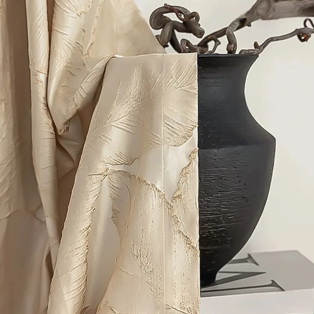 

Custom-made high-precision jacquard relief gold curtains with thick sunshades for bedroom and living room decoration