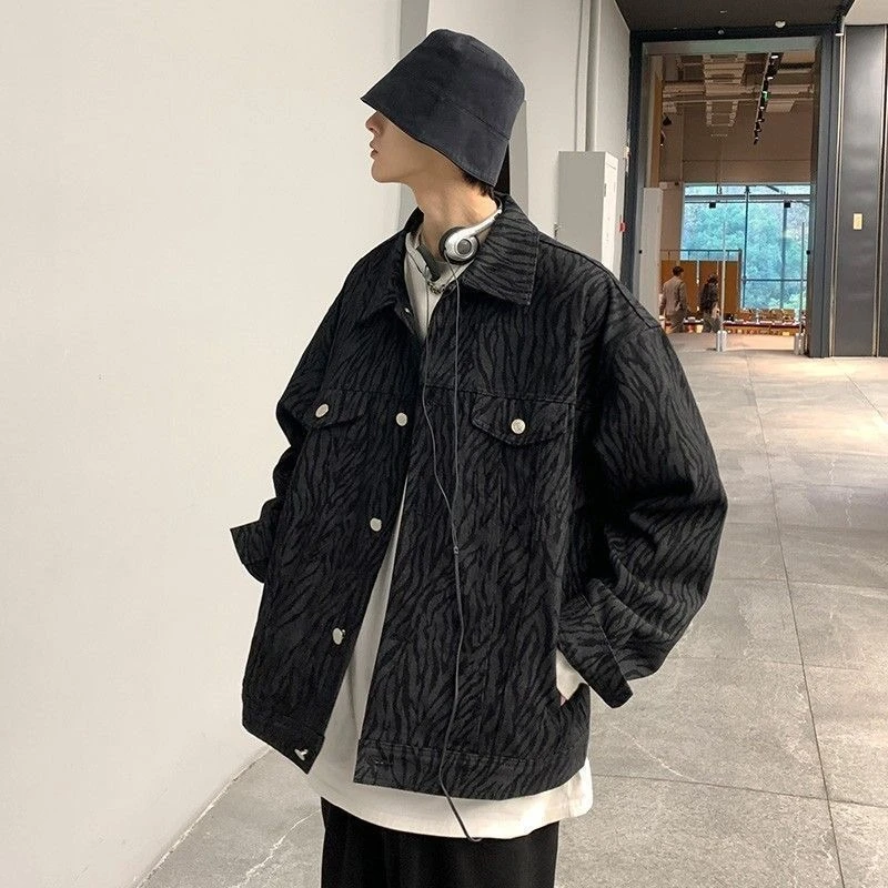 

Весенне-осеннее ковбойское пальто для мужчин, джинсовые куртки в полоску зебры, мужская корейская популярная одежда, размер L, брендовая мужская одежда в стиле пастушки Y2k