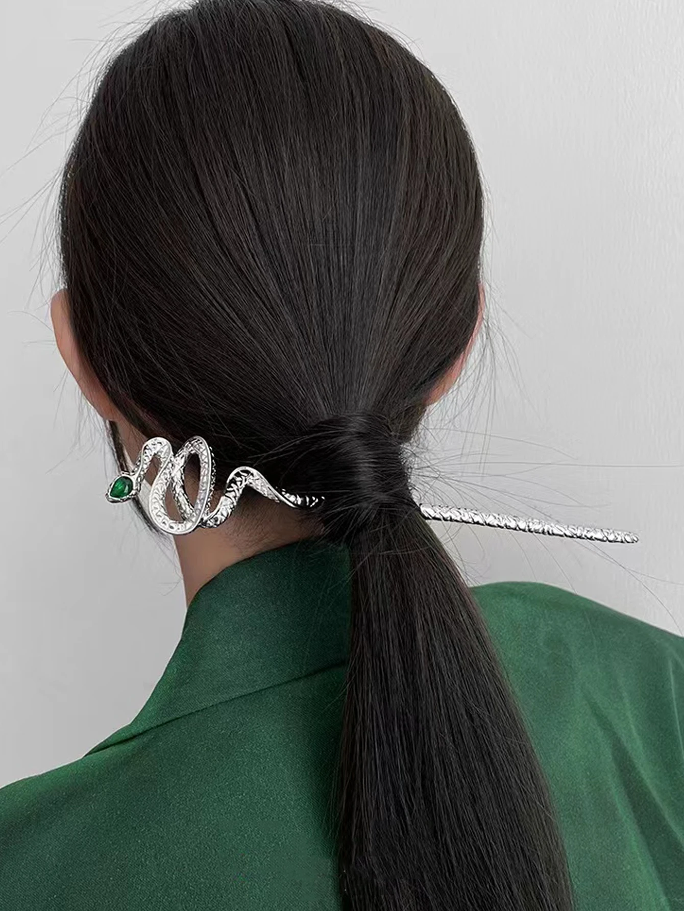 1pcs New Chinese style Snake -shaped Hair Sticks Women Fashion lndividuality Disk hair Hair Sticks Accessories