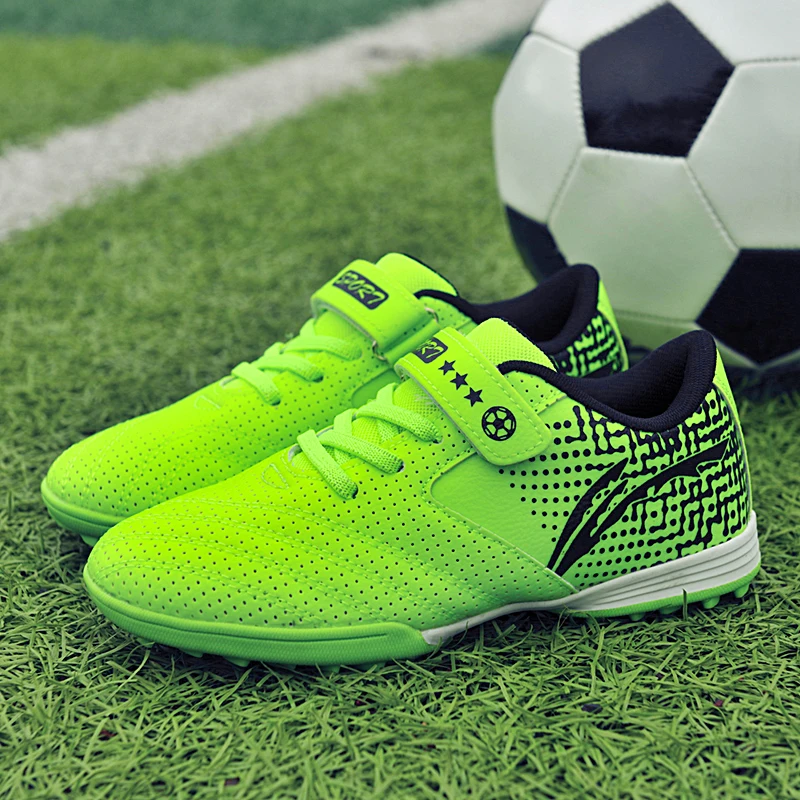 

Green Football Shoes Boys Leather Turf Soccer Shoes Kids Sneakers Hook Loop Sports Training Shoes For Youth chuteiras de campo