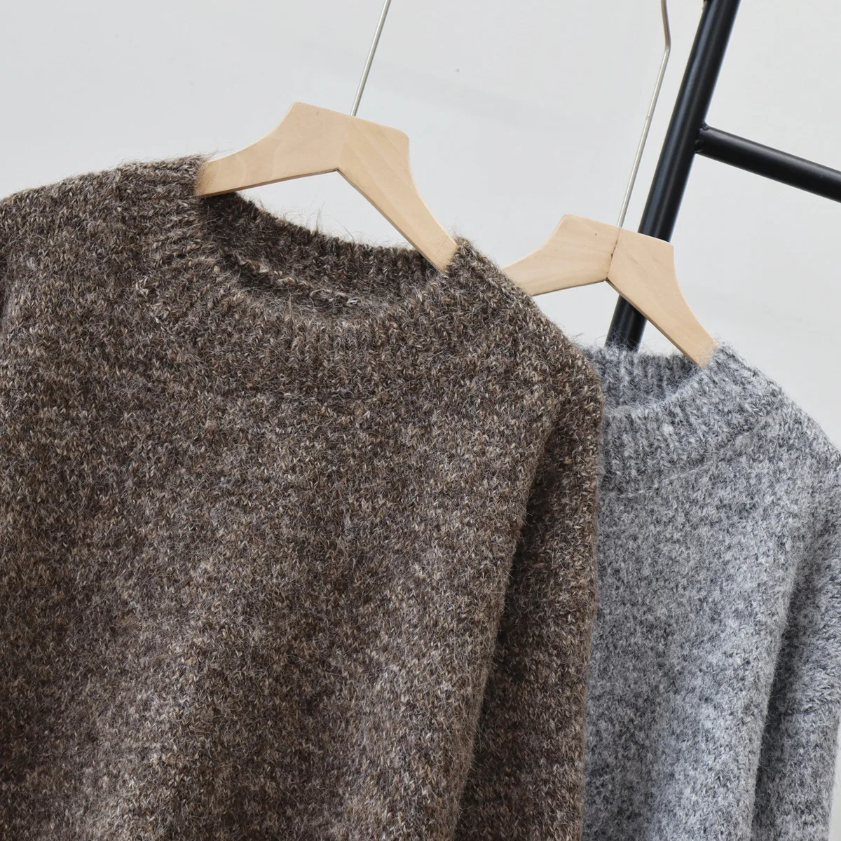 Sweater Rajut Wanita, Jumper Kerah Bulat Lengan Panjang Tebal Sedikit Elastis Longgar Kasual untuk Wanita Kantoran Musim Gugur Musim Dingin 2025