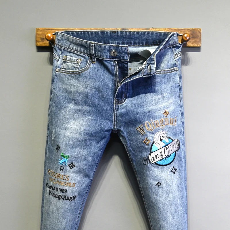 2025 Summer Thin Men's Jeans Light Luxury High end Embroidered Printed Slim fit Small Foot Casual Nine Leg Pants