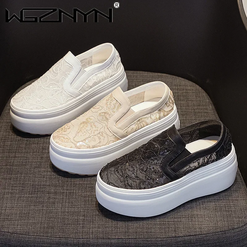 

8 см НОВЫЕ кружевные кроссовки с воздушной сеткой, удобные сандалии на танкетке, дышащие сандалии высокого бренда, летняя повседневная обувь на танкетке 2023 г.