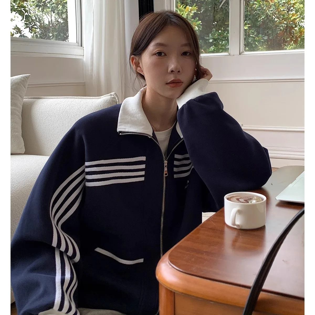 

American Retro Striped Sports Jaet Men's Trendy Casual Baseball orm All-Match Sweatirt Stand Fit Color Blo Outdo...