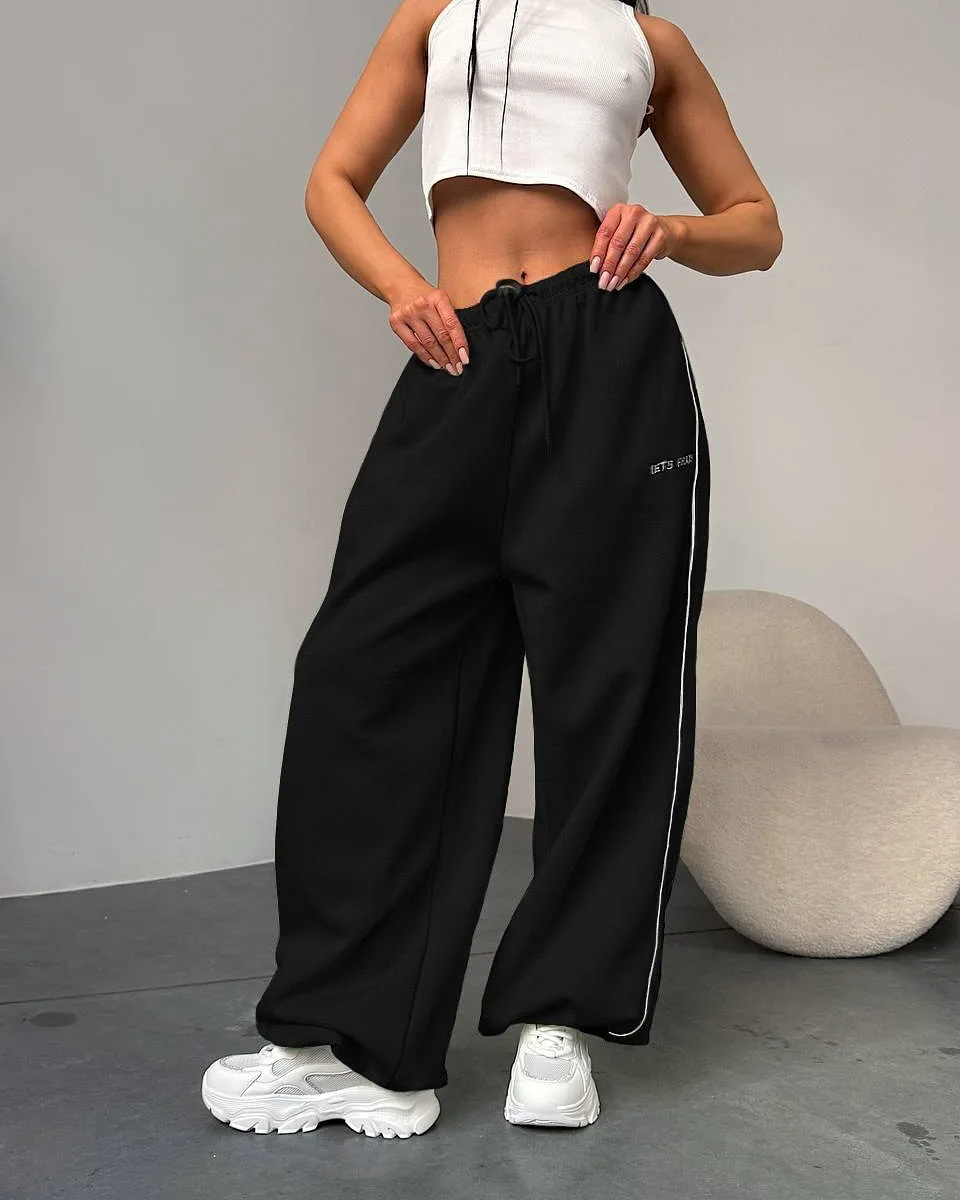 (black)
