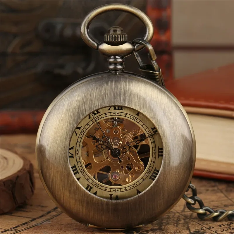 Bronze Skeleton Hand Winding Mechanical Pocket Watch for Men Women Hollow-out Cover Design Roman Number Clock Pendant Chain