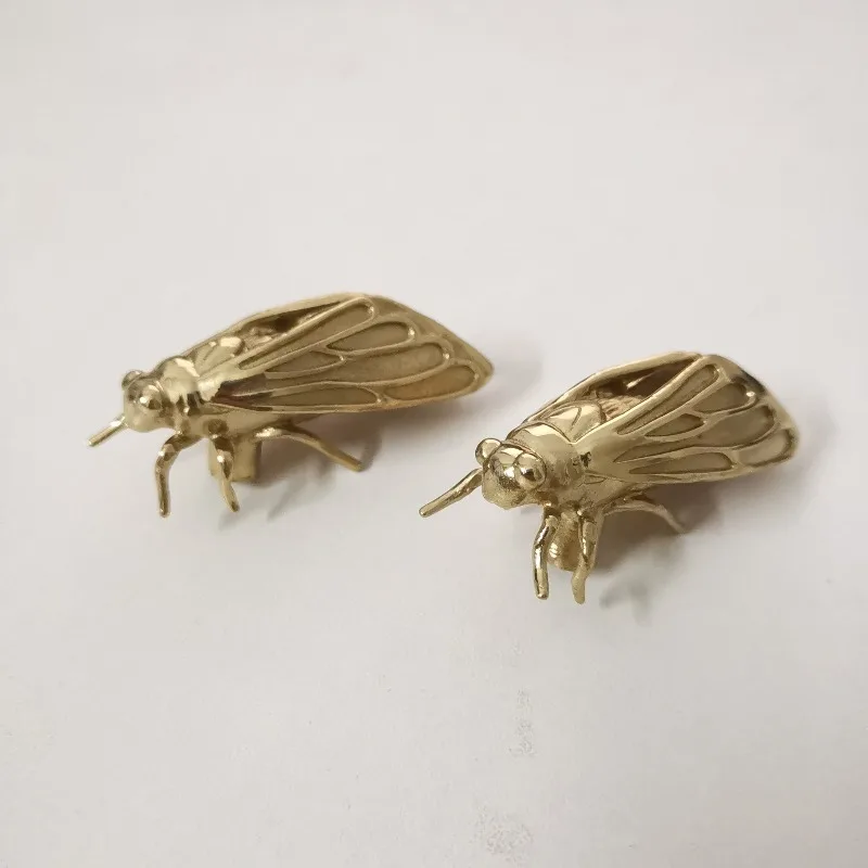 Solid Brass Furniture Handle Door Knobs Animal Cicada Shape Single Hole Handles for Shoe Cabinet Kitchen Cupboard Drawer Pulls