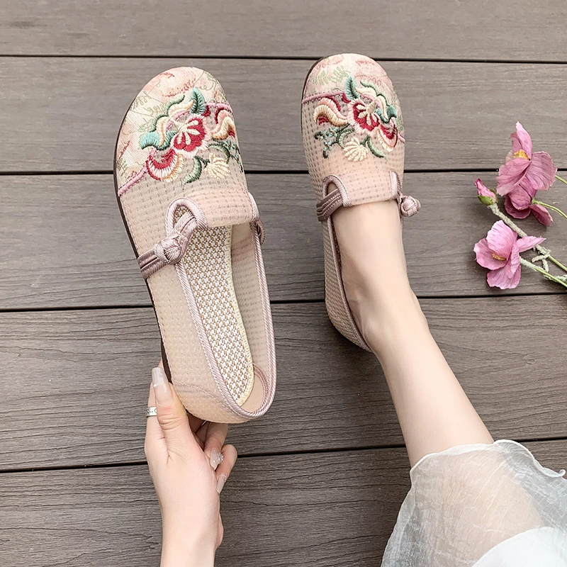 New Comfort Casual Women's Shoes Fashion Soft Sole Breathable Hollow Out Embroidery Flat Shoes for Women Zapatos De Mujer