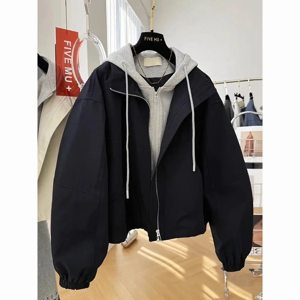 

Hooded Patchwork Fake Two Piece Short Windbreaker Women's 2025 Spring And Autumn Casual Fashionable Loose Jacket