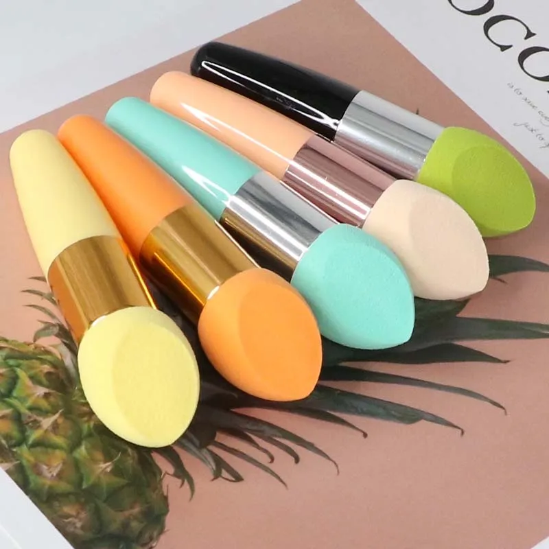 New Lovable Mushroom head Makeup Brushes Powder Puff Beauty Cosmetic Sponge With Handle Fashion Professional Makeup Tools